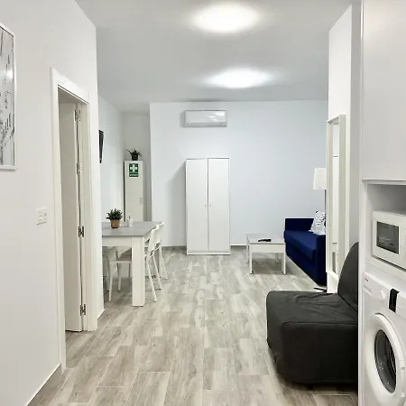 Apartment Tilos Suites-vialia *