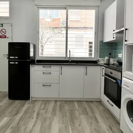 Apartment Tilos Suites-vialia